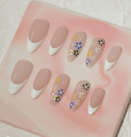 Floral Pure White (Option: M)